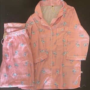 Pink Satin Women’s Pajamas Set with Cartoon Print